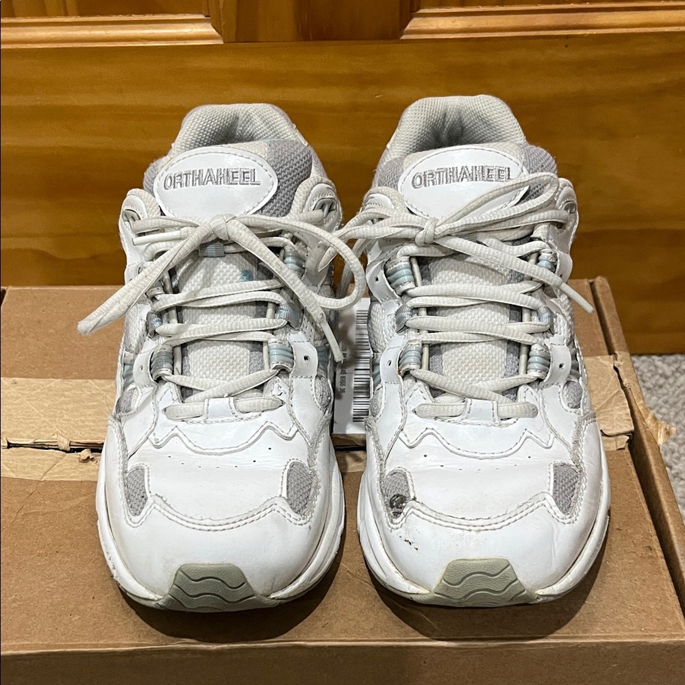 Orthaheel Women’s Size 9 Walker Sneakers